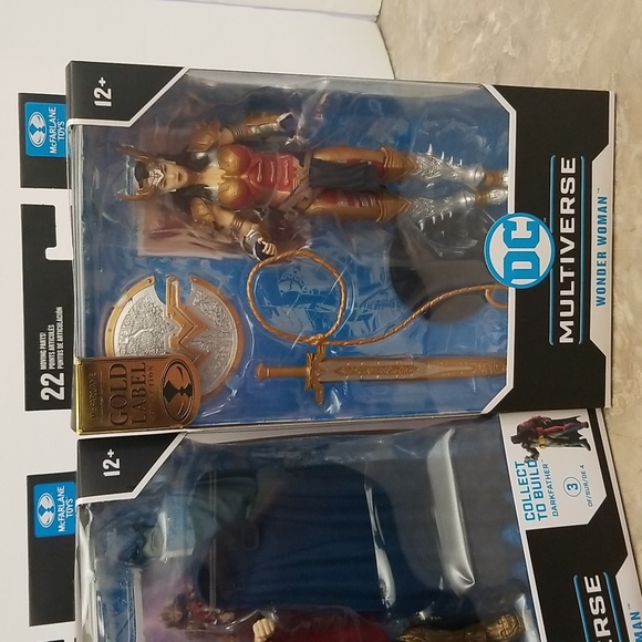 Wonder Woman Bundle - Picture 3 of 12